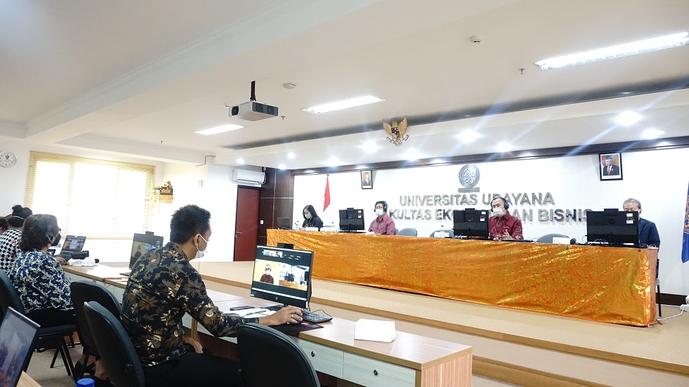 National Seminar on Economics Study Program, Feb Unud and Development Study Forum - Indonesian Project, Australian National University with the theme 