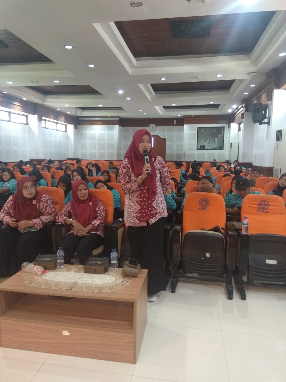 FEB Unud Receives SMA Negeri 3 Tangerang Regency